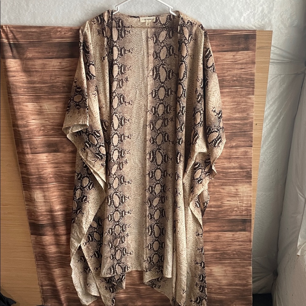 Eesome Beige and Brown Snake Print Kimono